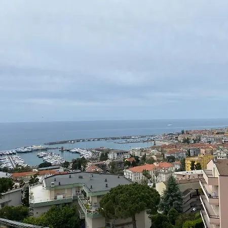 Luxury Attico Con Piscina Collina Fiorita Apartment Sanremo